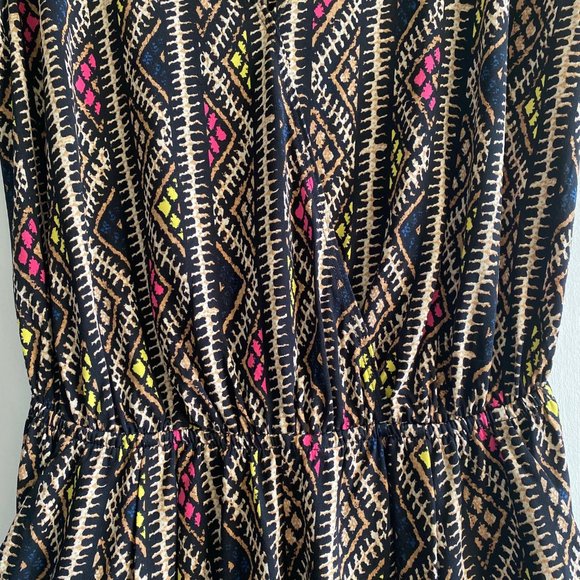 BCBG | BCBGeneration Multicolored Tribal Print V-Neck Romper with Pocket… - Picture 6 of 9